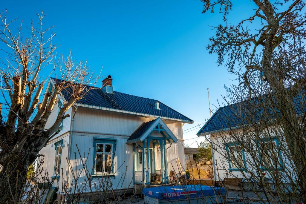 Nytt tak med glassert takstein